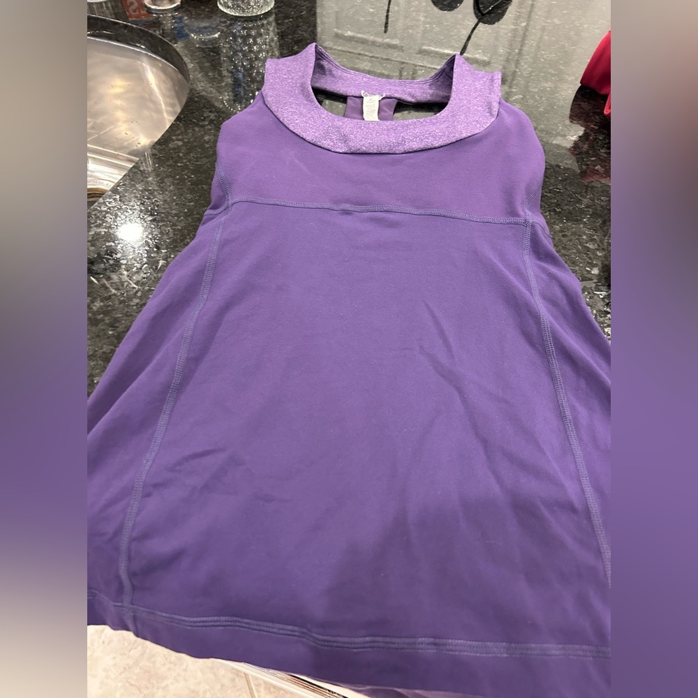 Lulu lemon tank with bra